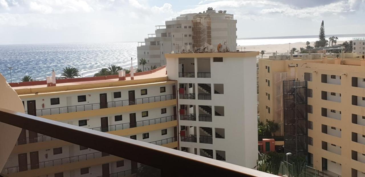 Playa Del Ingles. Apartamento Al Lado Del Oceano San Bartolome Bagian luar foto