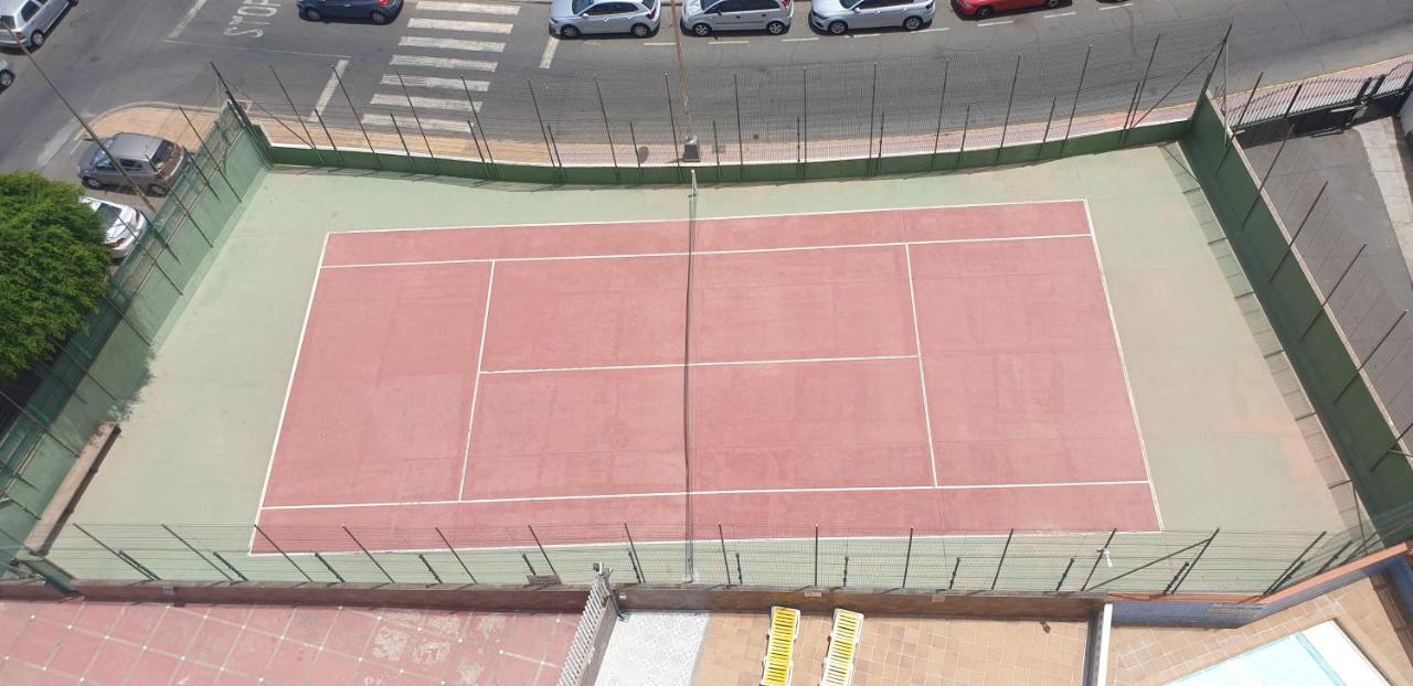Playa Del Ingles. Apartamento Al Lado Del Oceano San Bartolome Bagian luar foto