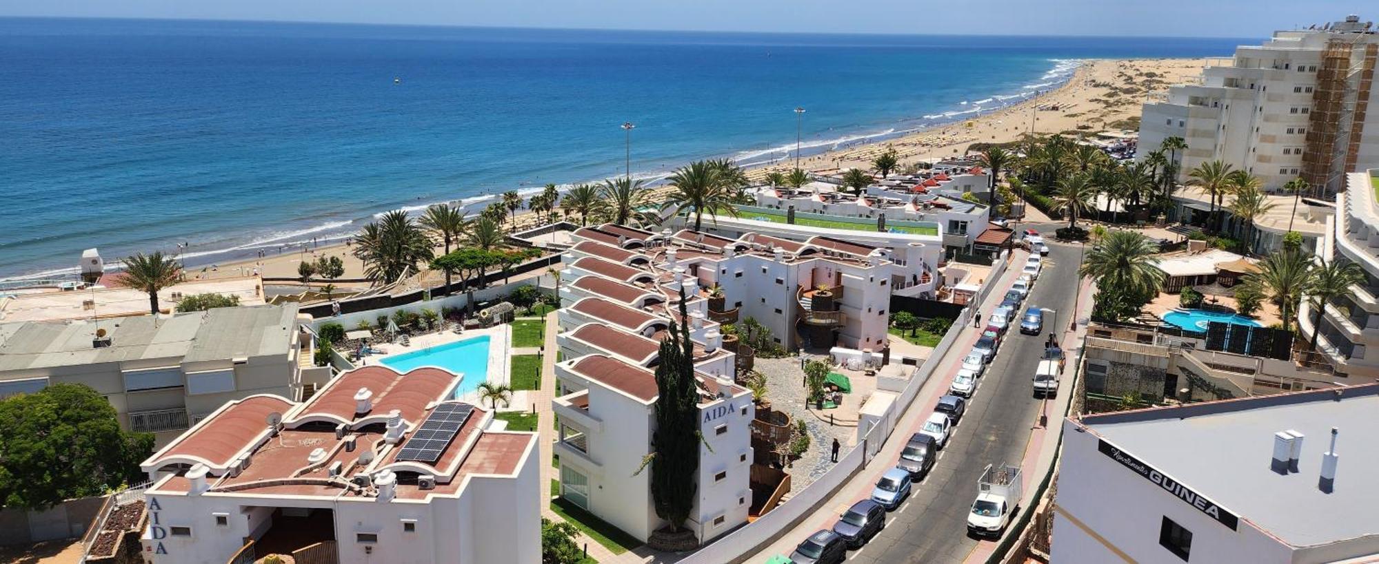 Playa Del Ingles. Apartamento Al Lado Del Oceano San Bartolome Bagian luar foto