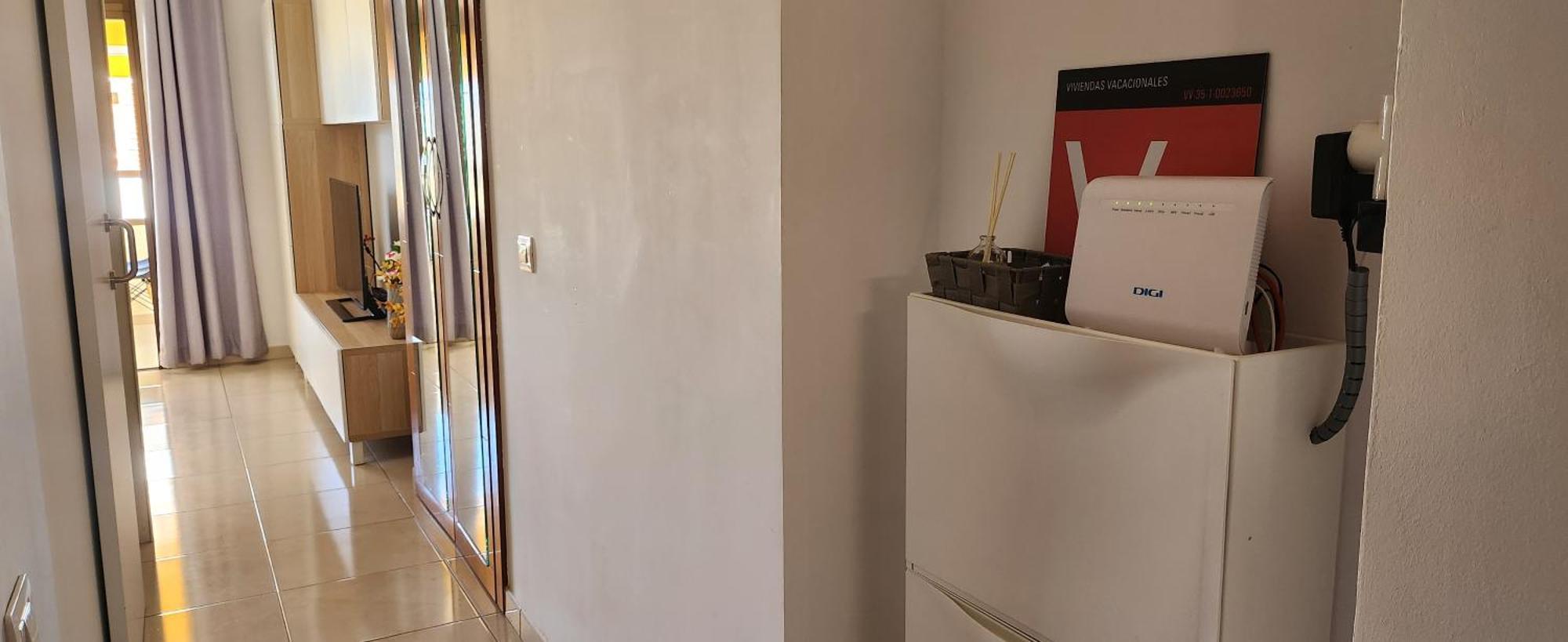 Playa Del Ingles. Apartamento Al Lado Del Oceano San Bartolome Bagian luar foto